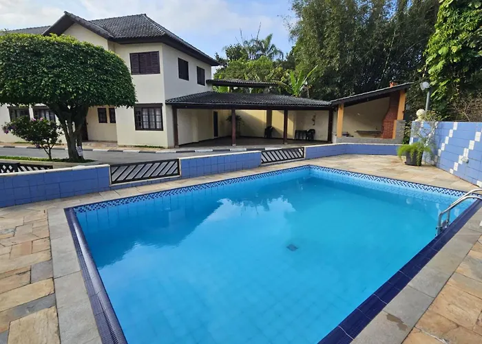 Casa Em Condominio - Piscina - Churrasqueira